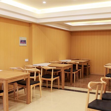 Greentree Inn Beihang Commercial Street Express Hotel Шеньян Екстер'єр фото