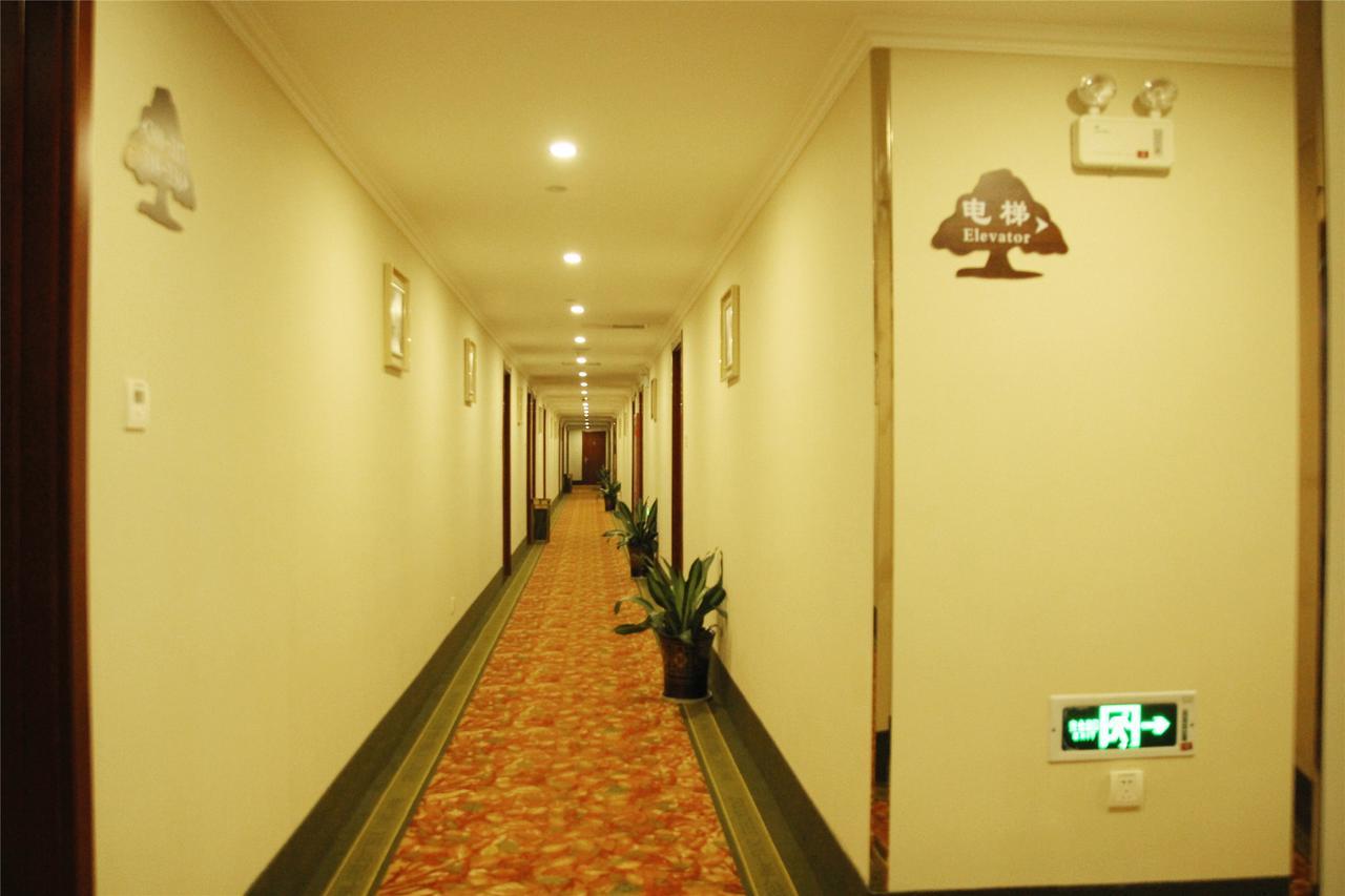 Greentree Inn Beihang Commercial Street Express Hotel Шеньян Екстер'єр фото