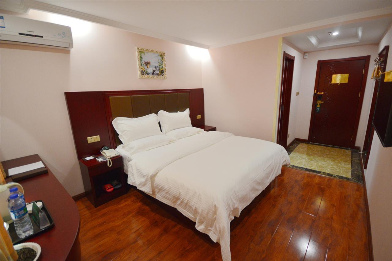 Greentree Inn Beihang Commercial Street Express Hotel Шеньян Екстер'єр фото