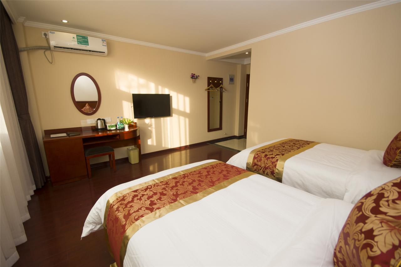 Greentree Inn Beihang Commercial Street Express Hotel Шеньян Екстер'єр фото