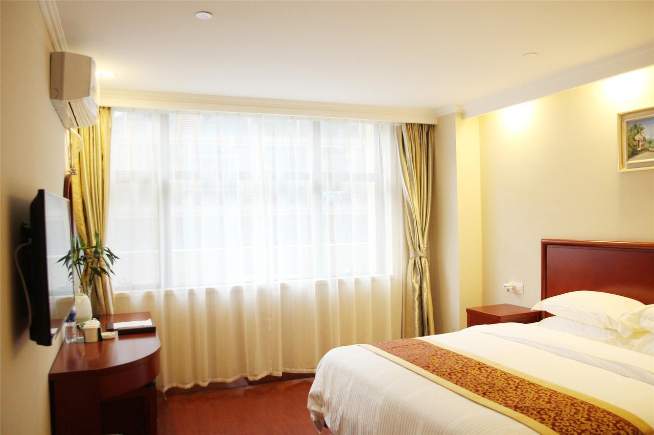 Greentree Inn Beihang Commercial Street Express Hotel Шеньян Екстер'єр фото